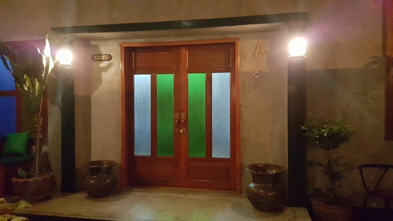Pk Hostel プラナコーン・シー・アユタヤ エクステリア 写真